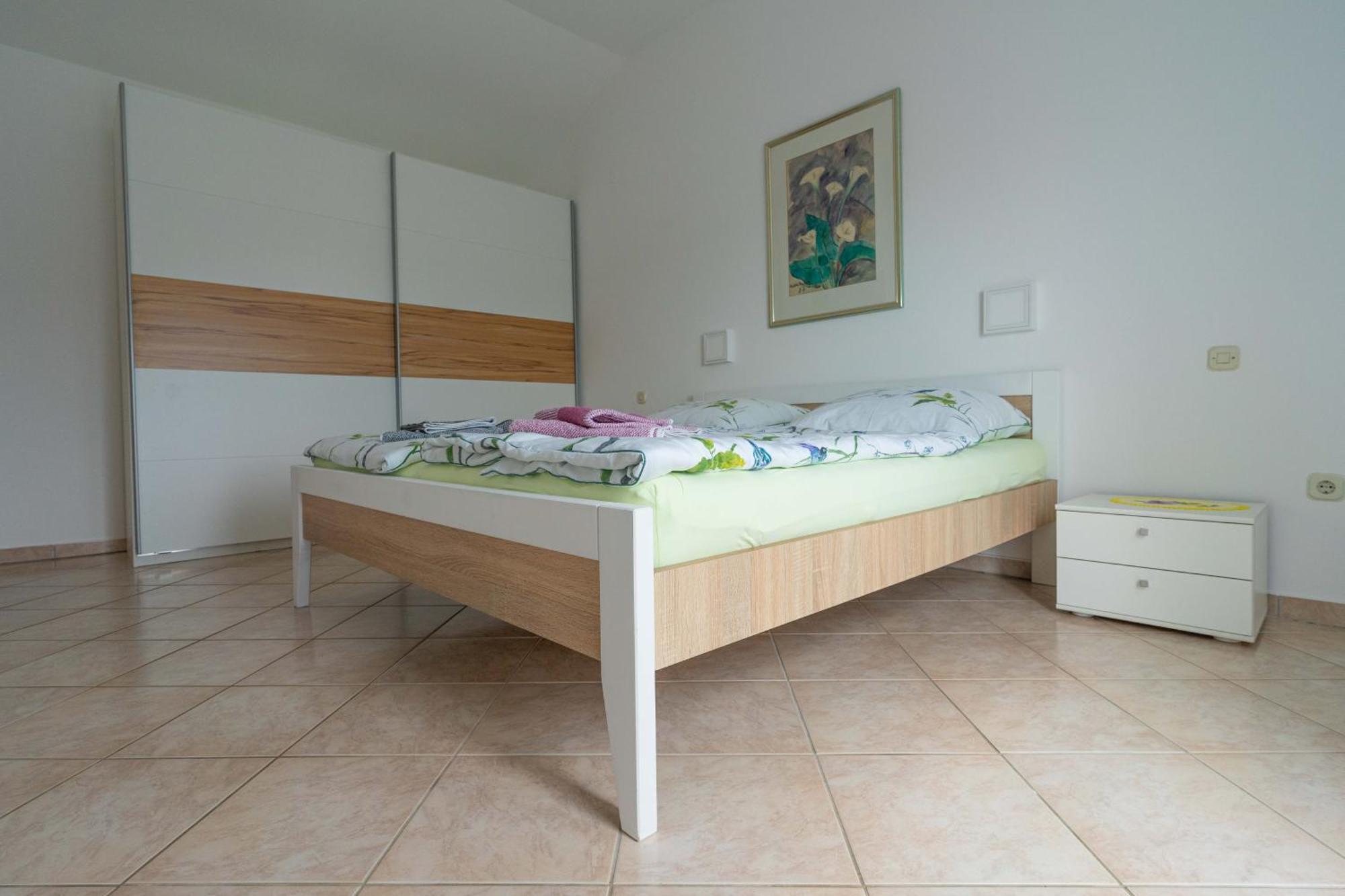 Ferienwohnung Irina Лижнян Экстерьер фото